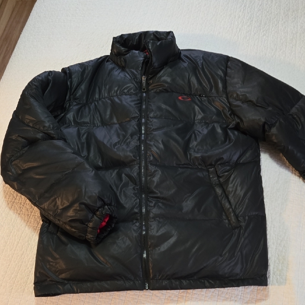Oakley Black Down Puffer Jacket Unisex Size XL Black With Red Interior Ski Snow